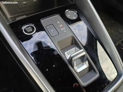 Audi A3 BERLINE 20 TDI 116ch S-TRONIC %2B4 Roues Hiver Attelage démontable Sièges AV Chauffants   - 16