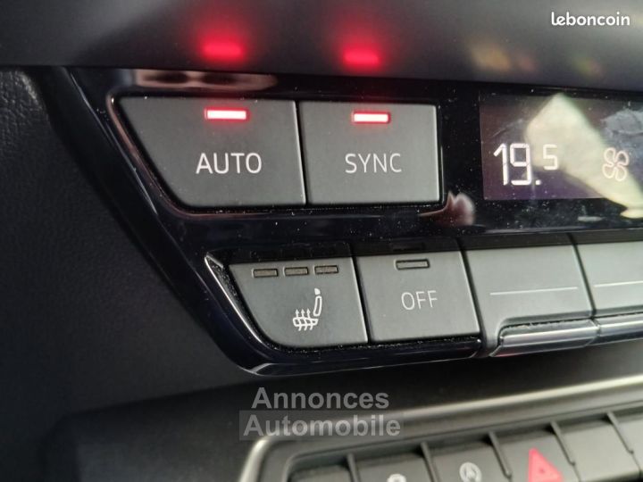 Audi A3 BERLINE 20 TDI 116ch S-TRONIC %2B4 Roues Hiver Attelage démontable Sièges AV Chauffants - 20