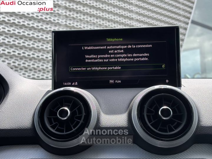 Audi Q2 35 TFSI 150 S tronic 7 Design Luxe - 11