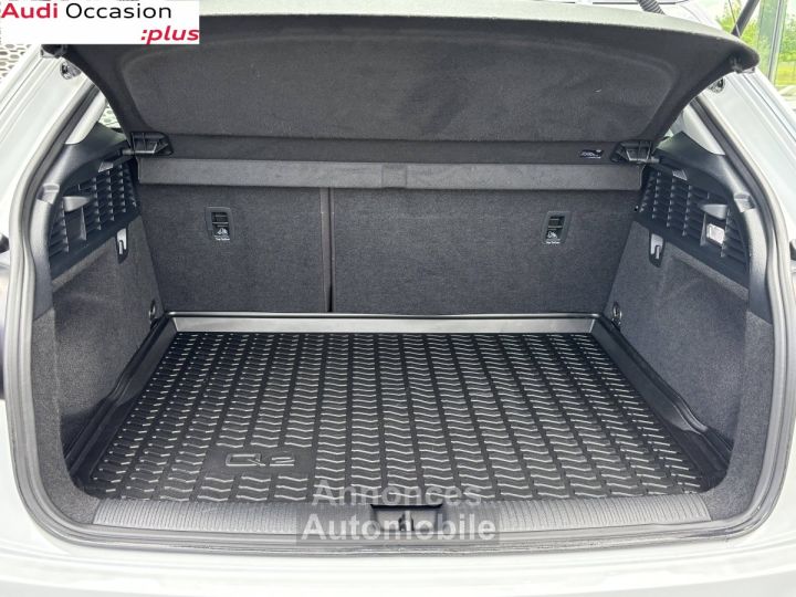Audi Q2 35 TFSI 150 S tronic 7 Design Luxe - 28