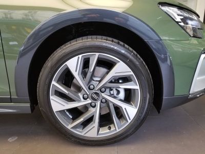 Audi A3 ALLSTREET Allstreet 40 TFSI e Hybride rechargeable 204 S tronic 6 Avus   - 4