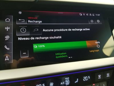 Audi A3 ALLSTREET Allstreet 40 TFSI e Hybride rechargeable 204 S tronic 6 Avus   - 24
