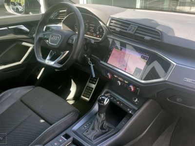 Audi Q3 45 TFSIe 245 ch S tronic 6 S line   - 11