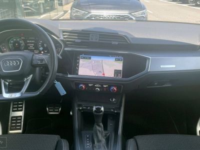 Audi Q3 45 TFSIe 245 ch S tronic 6 S line   - 12