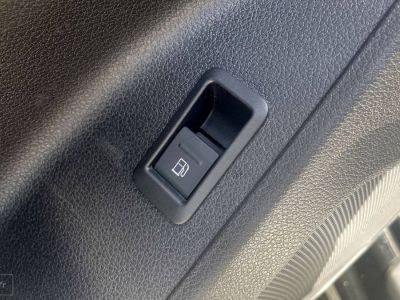 Audi Q3 45 TFSIe 245 ch S tronic 6 S line   - 14