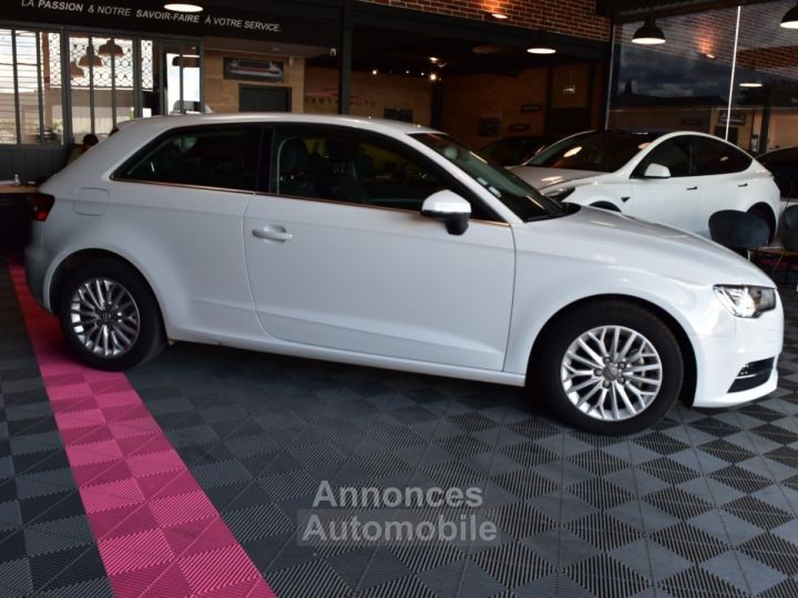 Audi A3 20 TDI 150 Ambiente / SUIVI COMPLET / 2EME MAIN - 4