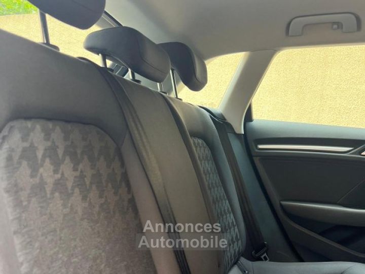 Audi A3 Sportback III 16 TDI 110 BUSINESS LINE S TRONIC 7 - 27