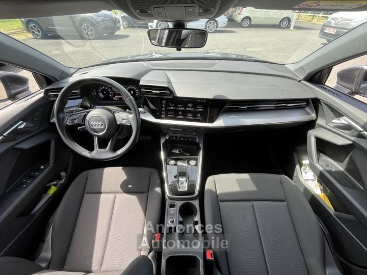 Audi A3 Sportback 15 35 TFSI 150 BV S-Tronic 7 S-line GARANTIE 12 MOIS - 17