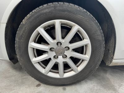 Audi A4 20 TDI 143 DPF Ambiente - entretien suivi - très bon état général   - 5