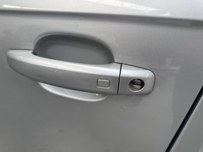 Audi A4 20 TDI 143 DPF Ambiente - entretien suivi - très bon état général   - 30