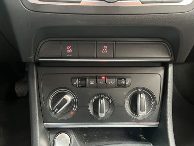 Audi Q3 20 TDI 120 - DEMARRAGE SANS CLE - SIEGES CHAUFFANTS - RADAR DE RECUL - GPS   - 23