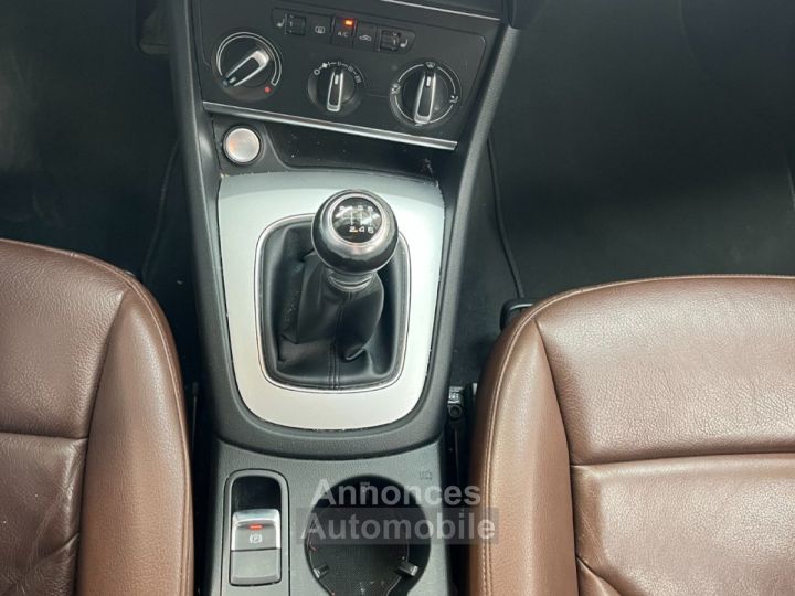 Audi Q3 20 TDI 120 - DEMARRAGE SANS CLE - SIEGES CHAUFFANTS - RADAR DE RECUL - GPS - 24