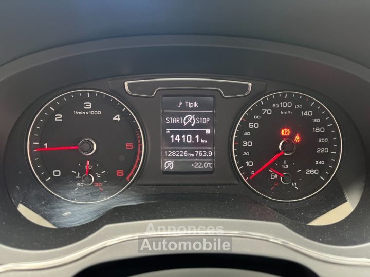 Audi Q3 20 TDI 120 - DEMARRAGE SANS CLE - SIEGES CHAUFFANTS - RADAR DE RECUL - GPS - 29