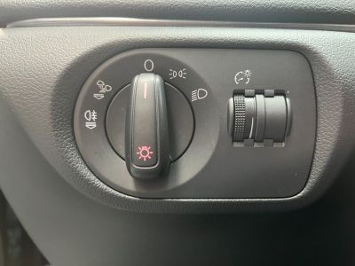 Audi Q3 20 TDI 120 - DEMARRAGE SANS CLE - SIEGES CHAUFFANTS - RADAR DE RECUL - GPS   - 30