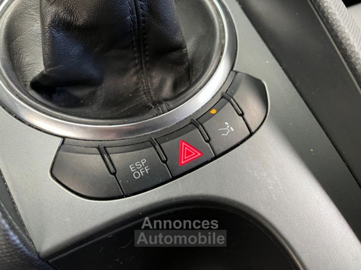 Audi TT 20 TFSI 200 - CARNET SUIVI COMPLET - DISTRIBUTION OK - 24