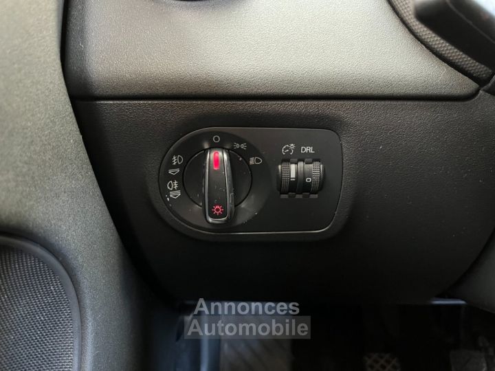 Audi TT 20 TFSI 200 - CARNET SUIVI COMPLET - DISTRIBUTION OK - 29