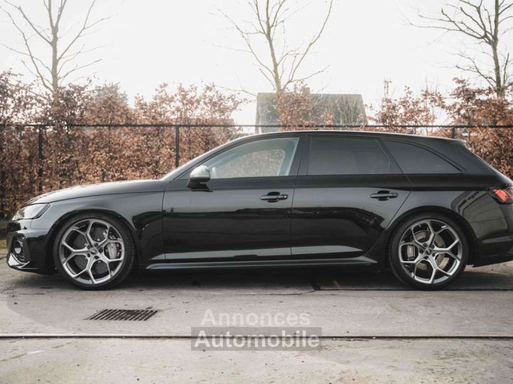 Audi RS4 Avant 29 V6 TFSI Quattro 25 Years Edition - 2