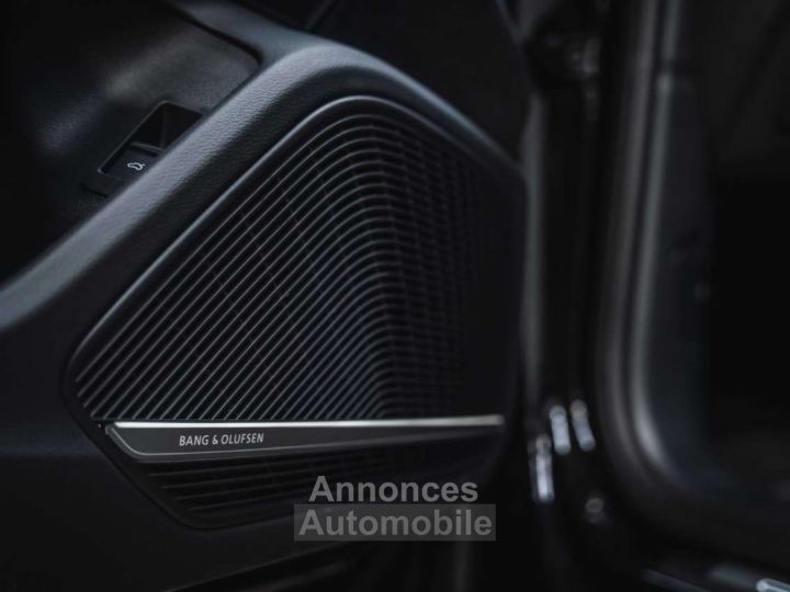 Audi RS4 Avant 29 V6 TFSI Quattro 25 Years Edition - 19