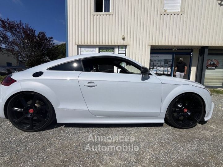 Audi TT RS  Plus 25 TFSI 360ch  Quattro S-tronic 7 - 8