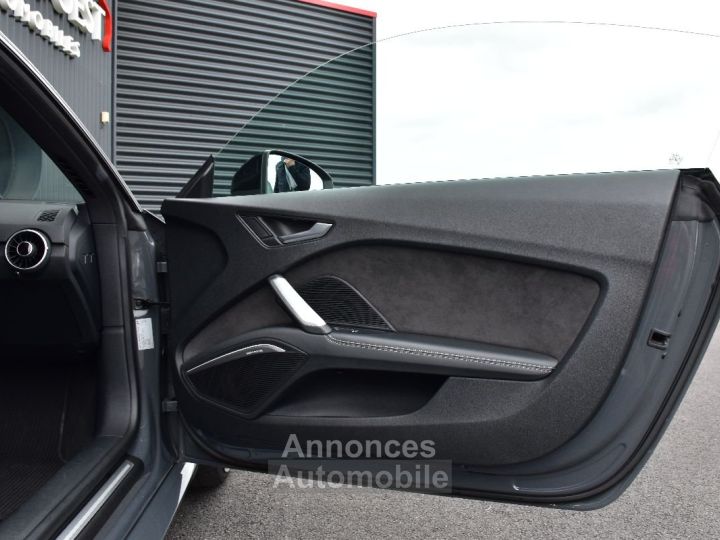 Audi TTS III COUPE 20 TFSI 310 QUATTRO S TRONIC - 23