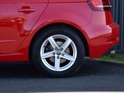 Audi A3 35 TFSI COD 150 S TRONIC 7   - 4