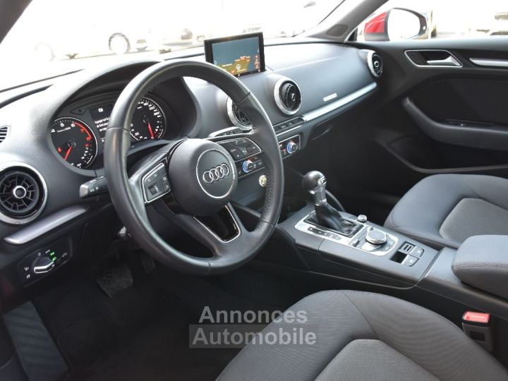 Audi A3 35 TFSI COD 150 S TRONIC 7 - 25