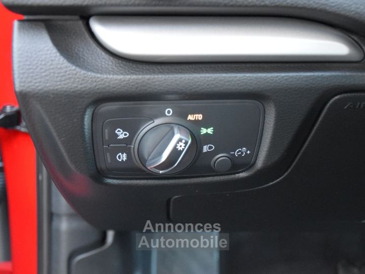 Audi A3 35 TFSI COD 150 S TRONIC 7 - 32