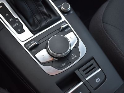 Audi A3 35 TFSI COD 150 S TRONIC 7   - 33