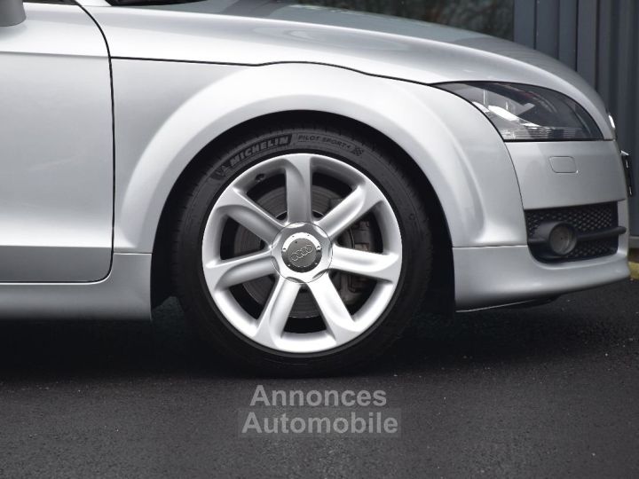 Audi TT COUPE V6 32 250 QUATTRO DSG6 - 12