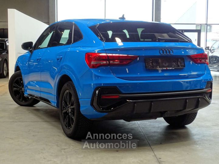 Audi Q3 Sportback 35TDi SLine STronic - 4
