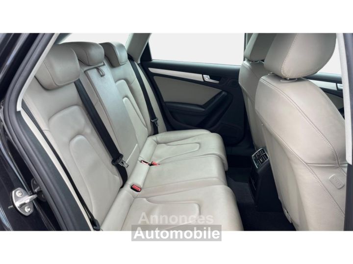 Audi A4 Allroad Quattro 30 V6 240 Ambition Luxe - ENTRETIEN COMPLET / 1ERE MAIN - 32