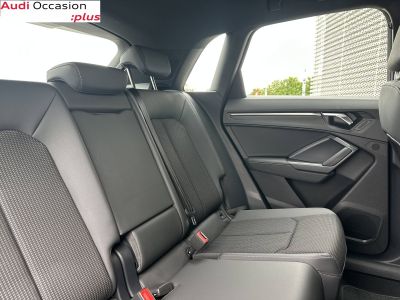 Audi Q3 45 TFSIe 245 ch S tronic 6 S line   - 9