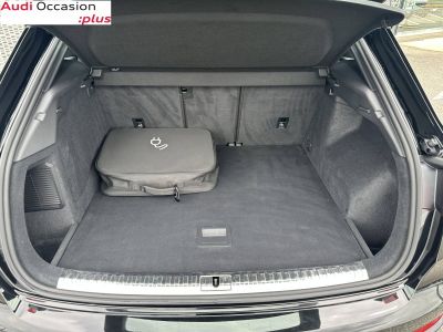 Audi Q3 45 TFSIe 245 ch S tronic 6 S line   - 10