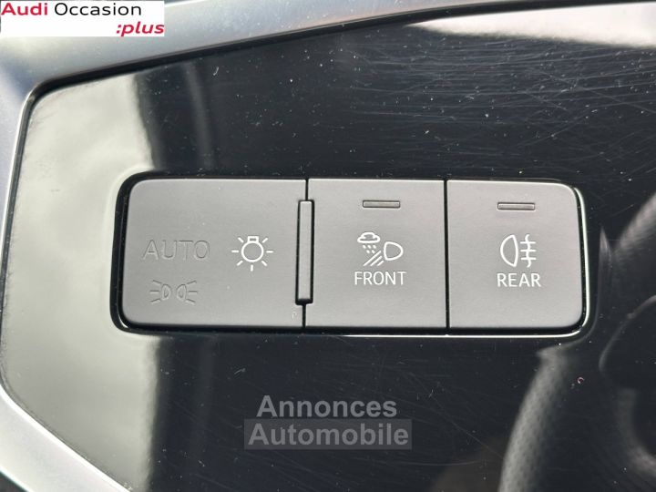 Audi Q3 45 TFSIe 245 ch S tronic 6 S line - 19