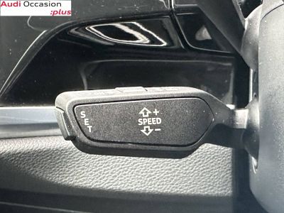 Audi Q3 45 TFSIe 245 ch S tronic 6 S line   - 21
