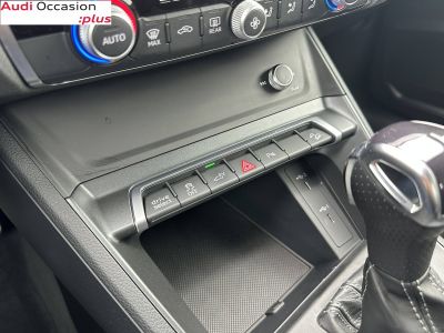 Audi Q3 45 TFSIe 245 ch S tronic 6 S line   - 37