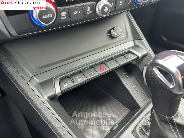 Audi Q3 45 TFSIe 245 ch S tronic 6 S line - 37
