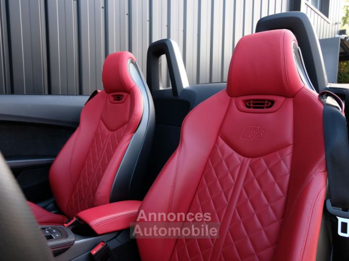 Audi TTS ROADSTER - 24