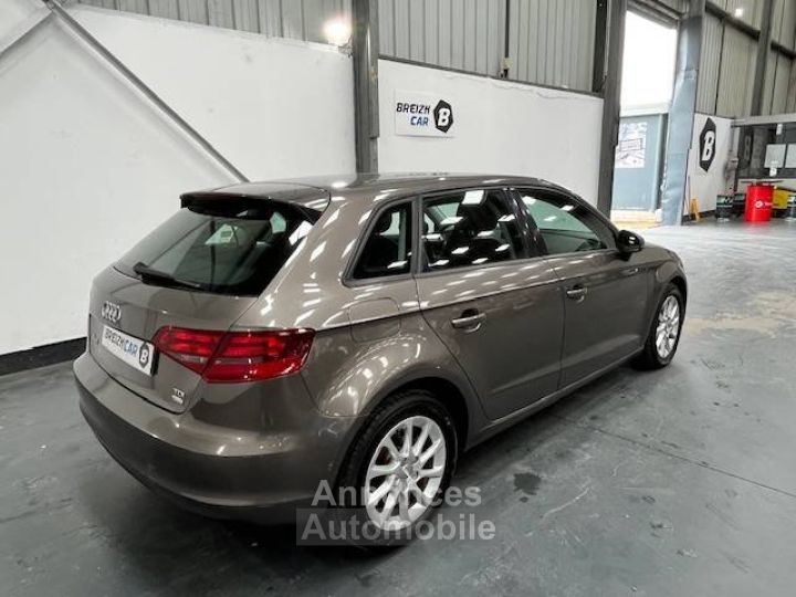 Audi A3 III 16 TDI 110ch Attraction - 3
