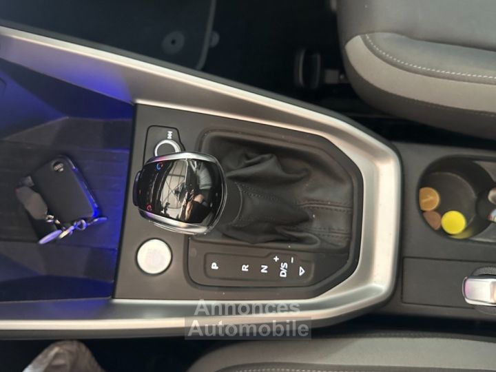 Audi A1 Sportback S Line 200 ch 40 TFSI S Tronic 6 - Méplat - Sièges chauffants - Feux LED - Apple CarPlay - 24