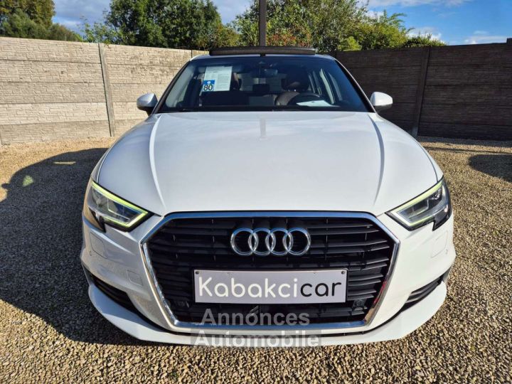 Audi A3 Sportback 16 TDi --CARNET--XENON--GARANTIE 12M - 2