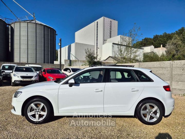 Audi A3 Sportback 16 TDi --CARNET--XENON--GARANTIE 12M - 8