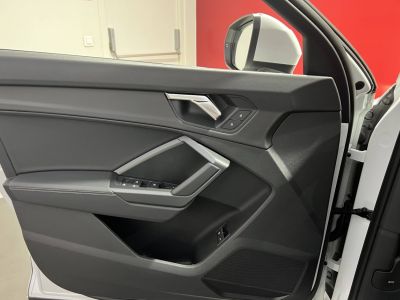 Audi Q3 Sportback 45 TFSIe  245 ch S tronic 6 S line   - 17