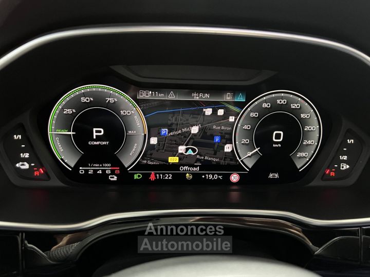 Audi Q3 Sportback 45 TFSIe  245 ch S tronic 6 S line - 28