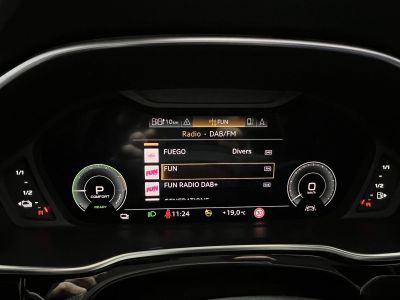 Audi Q3 Sportback 45 TFSIe  245 ch S tronic 6 S line   - 31