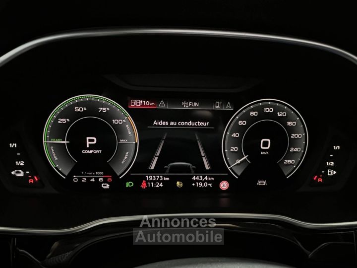 Audi Q3 Sportback 45 TFSIe  245 ch S tronic 6 S line - 33