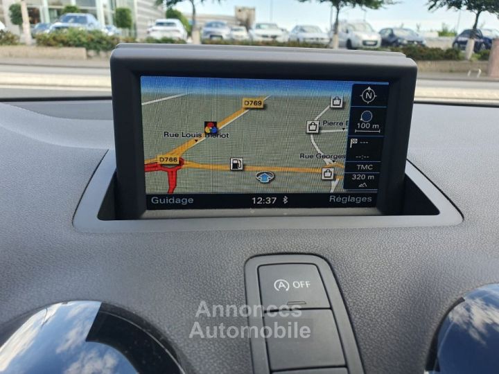 Audi A1 12 TFSI 86CH AMBIENTE - 15