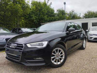 Audi A3 III 14 TFSI 125ch Business Line S tronic 7   - 1