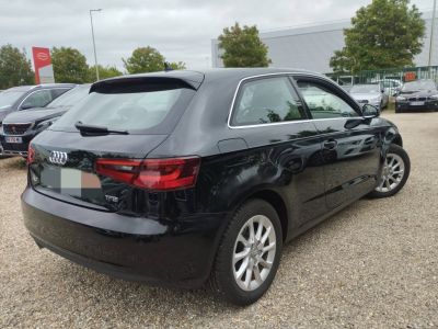 Audi A3 III 14 TFSI 125ch Business Line S tronic 7   - 6