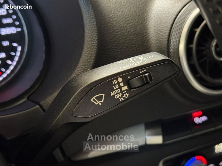 Audi A3 Sportback 16 TDI 110ch Design Luxe SECONDE MAIN RÉVISION A JOUR - 22